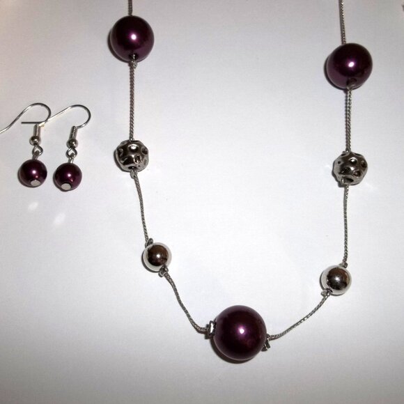 Eggplant Purple Faux Pearl Jewelry Set Long Necklace Earrings Set Lot Pair D183 - Picture 6 of 7
